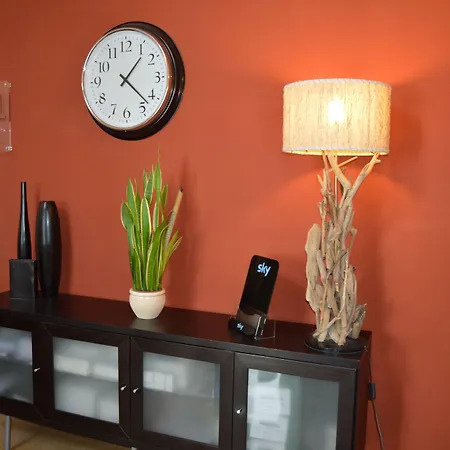 Costantinapoli 27 4* Nápoly