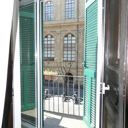 Bed & Breakfast Costantinapoli 27 Naples